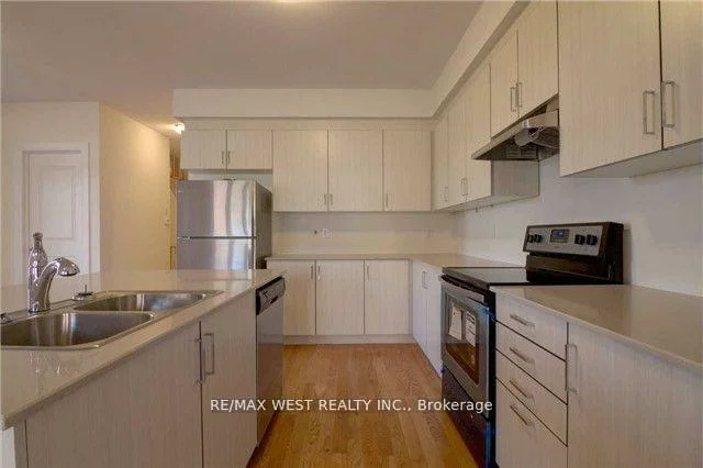 118, Emily Anna, Vellore Village, Vaughan