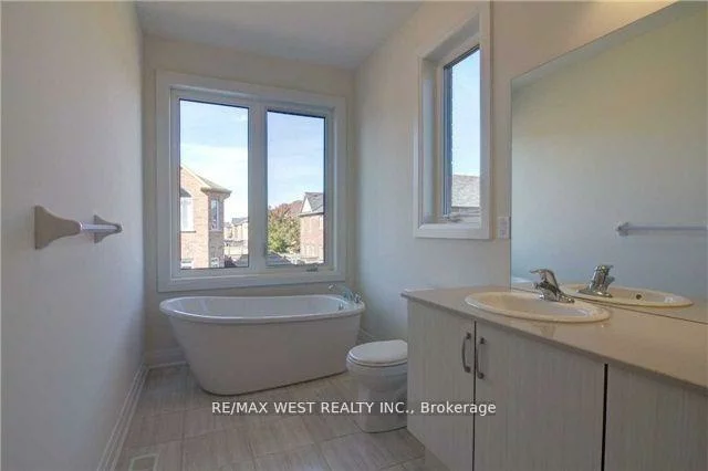 118, Emily Anna, Vellore Village, Vaughan