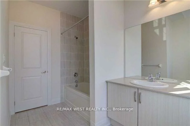 118, Emily Anna, Vellore Village, Vaughan