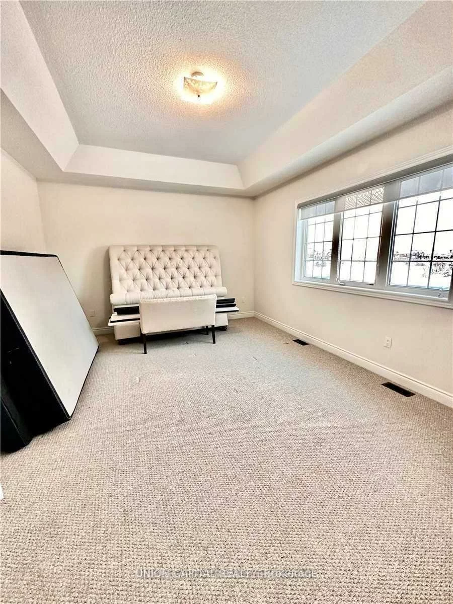 119, Lawford, Vellore Village, Vaughan