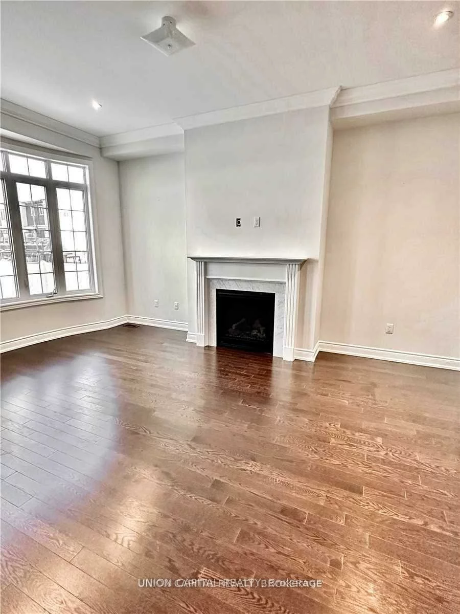 119, Lawford, Vellore Village, Vaughan