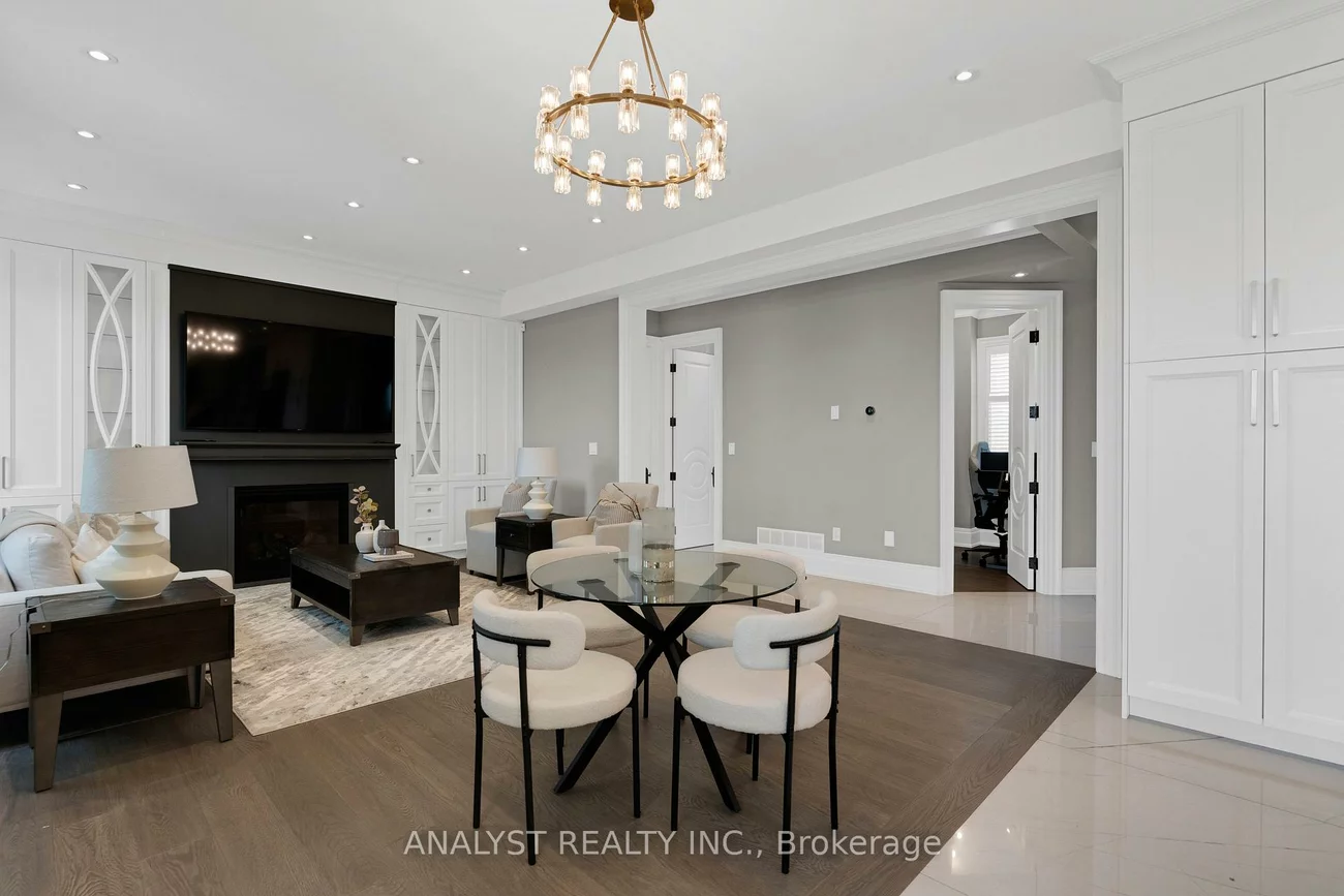 10690, Islington, Kleinburg, Vaughan