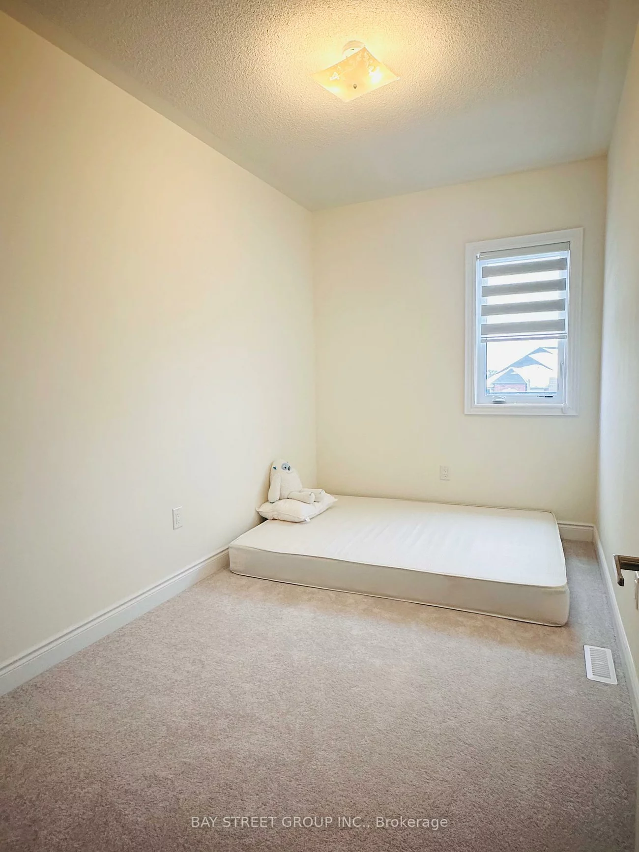 255, Tennant, Vellore Village, Vaughan