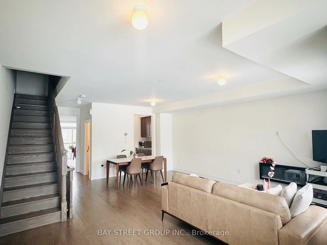 255, Tennant, Vellore Village, Vaughan