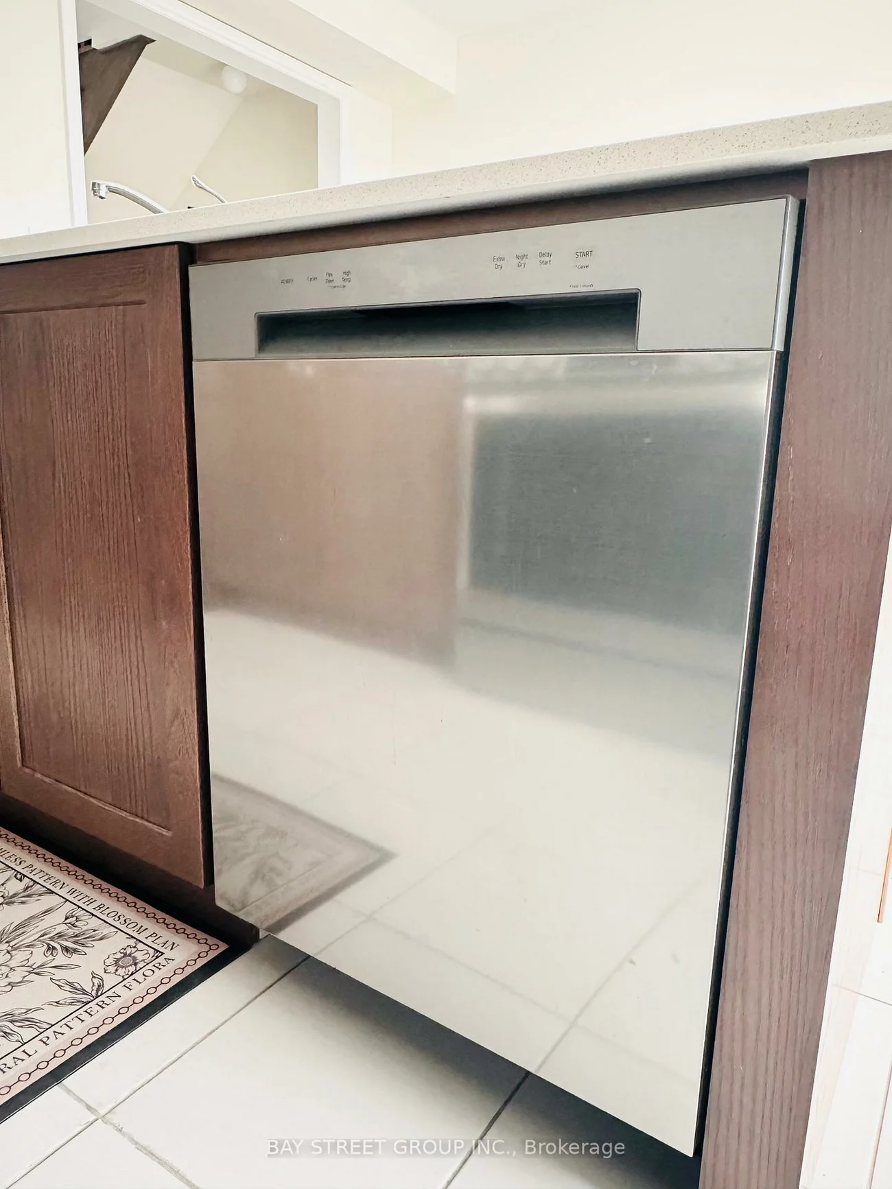 255, Tennant, Vellore Village, Vaughan