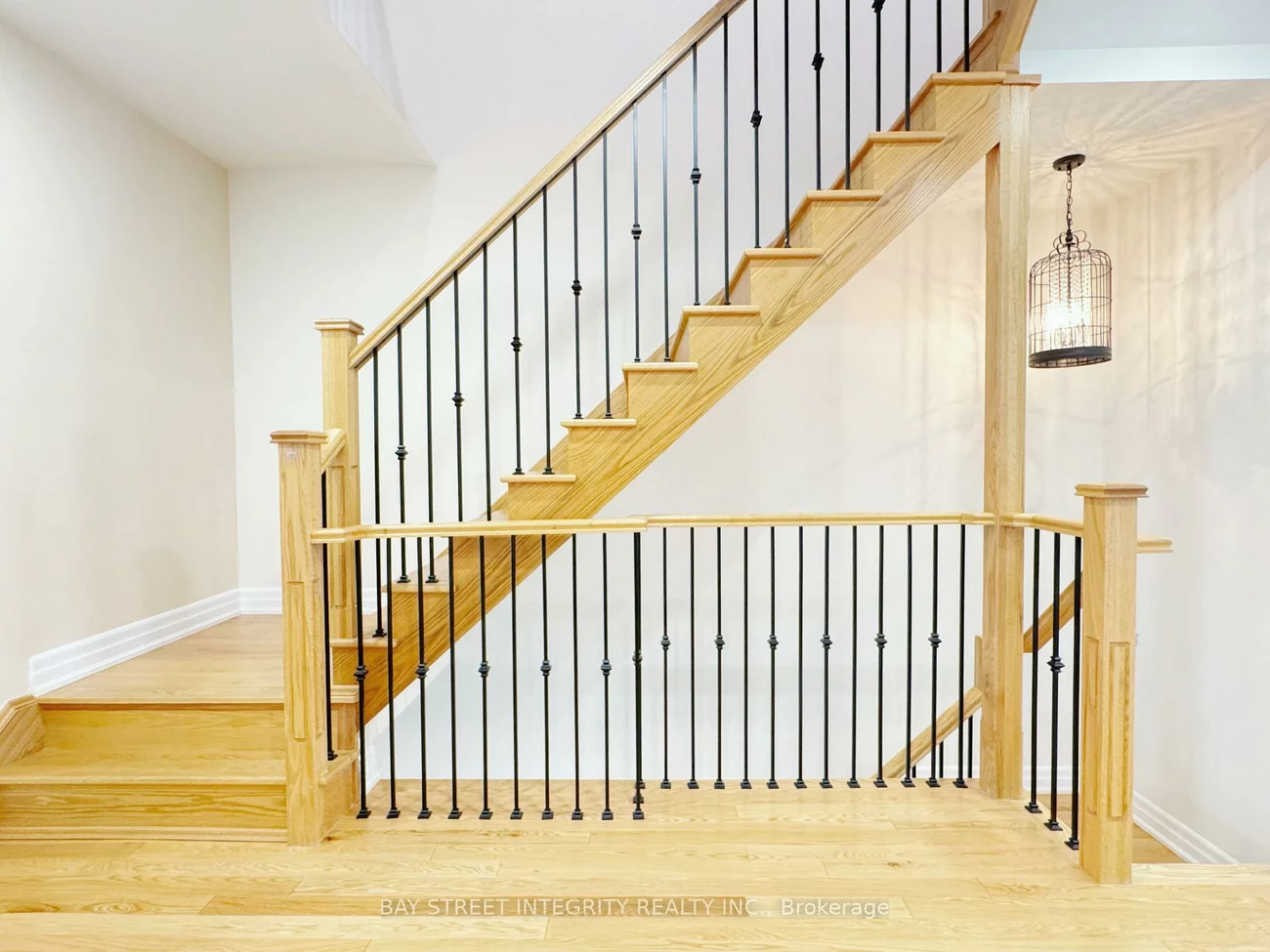 2267, Major Mackenzie, Maple, Vaughan