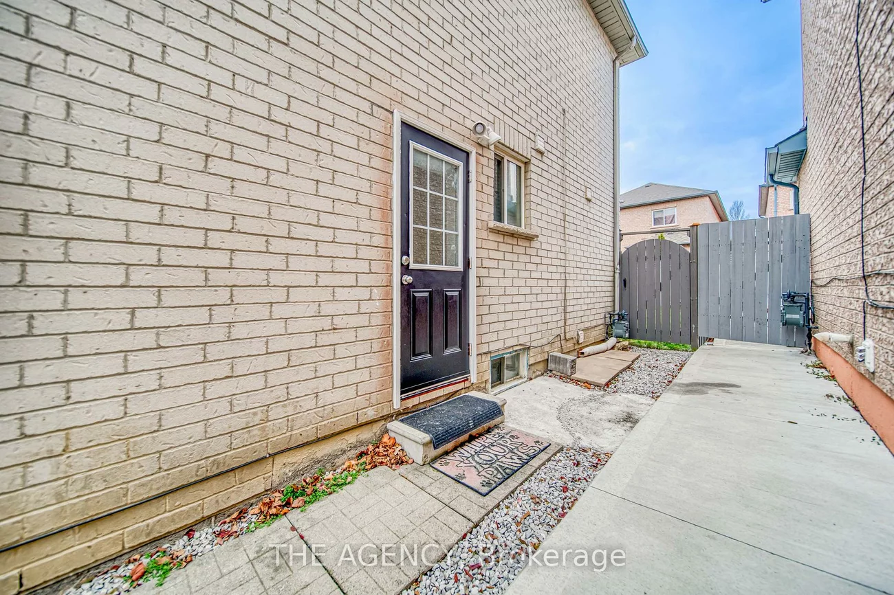 48, Chiara, Vellore Village, Vaughan