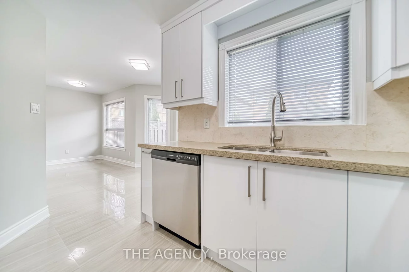 48, Chiara, Vellore Village, Vaughan