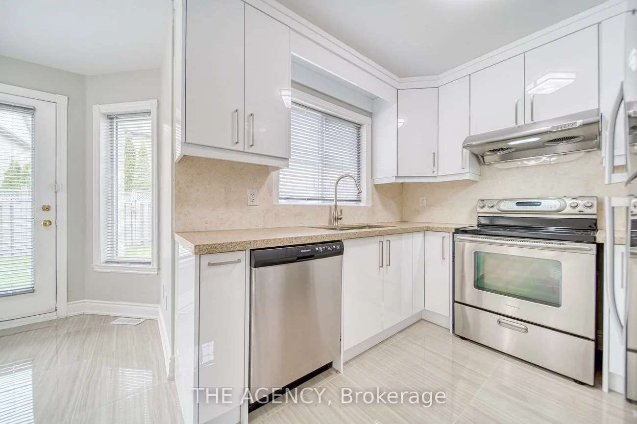 48, Chiara, Vellore Village, Vaughan