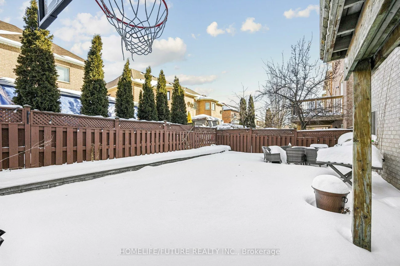 11, Pietro, Vellore Village, Vaughan