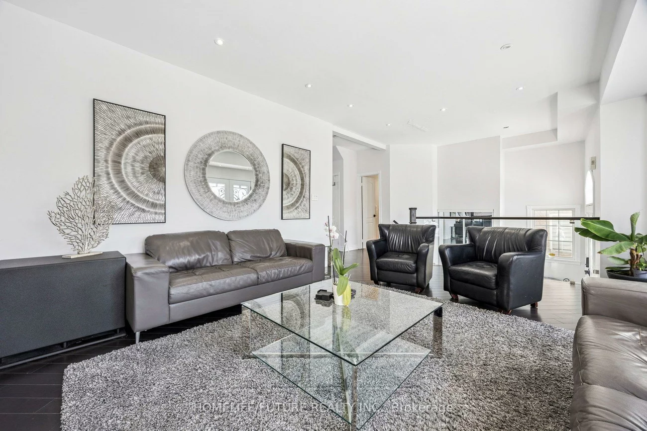 11, Pietro, Vellore Village, Vaughan