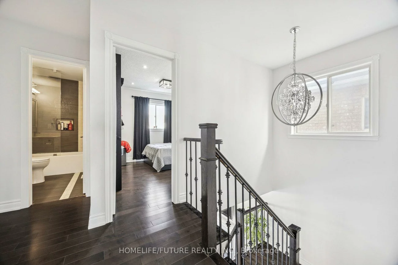 11, Pietro, Vellore Village, Vaughan