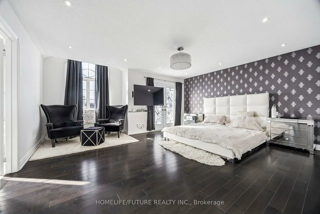 11, Pietro, Vellore Village, Vaughan