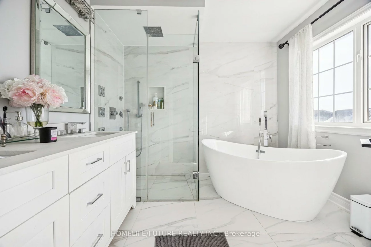 11, Pietro, Vellore Village, Vaughan