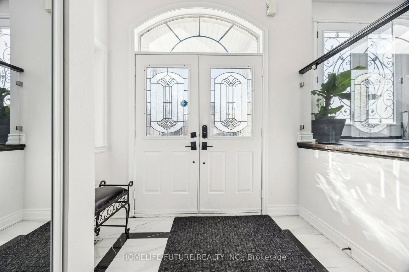 11, Pietro, Vellore Village, Vaughan