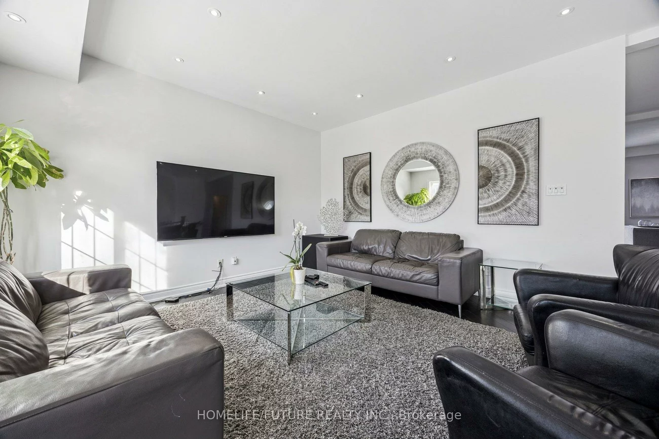 11, Pietro, Vellore Village, Vaughan