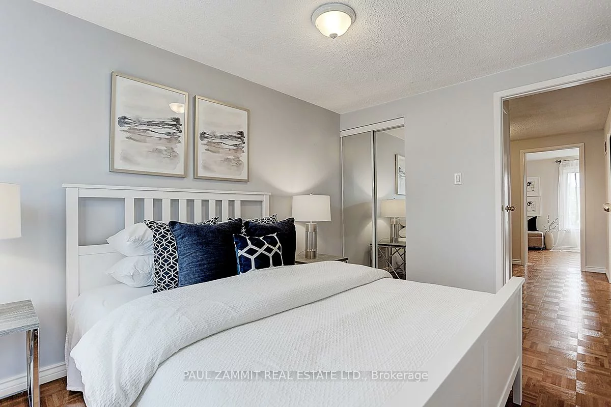 116, Rejane, Crestwood-Springfarm-Yorkhill, Vaughan