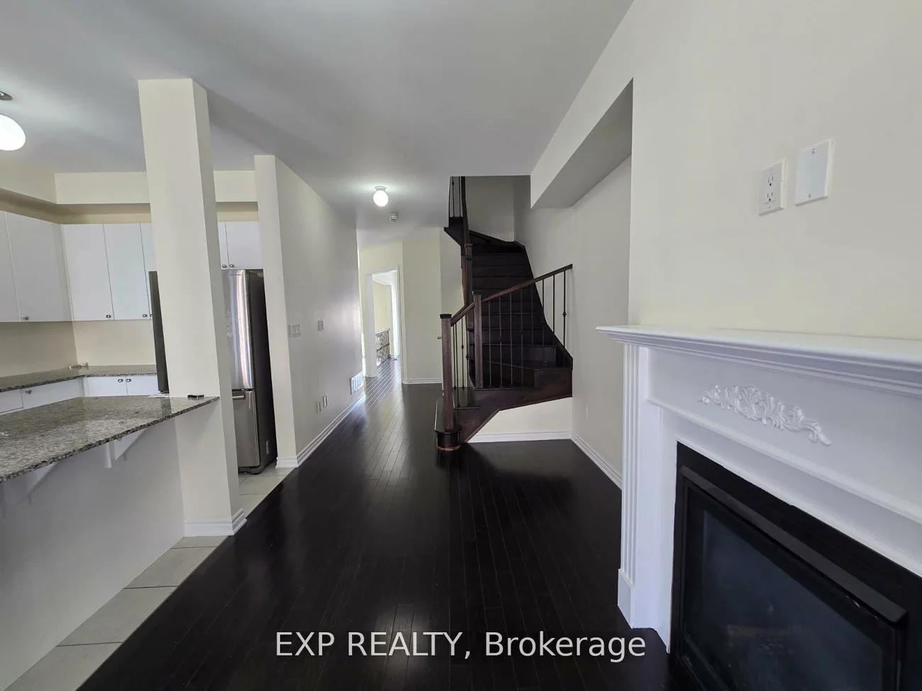 50, Farooq, Vellore Village, Vaughan