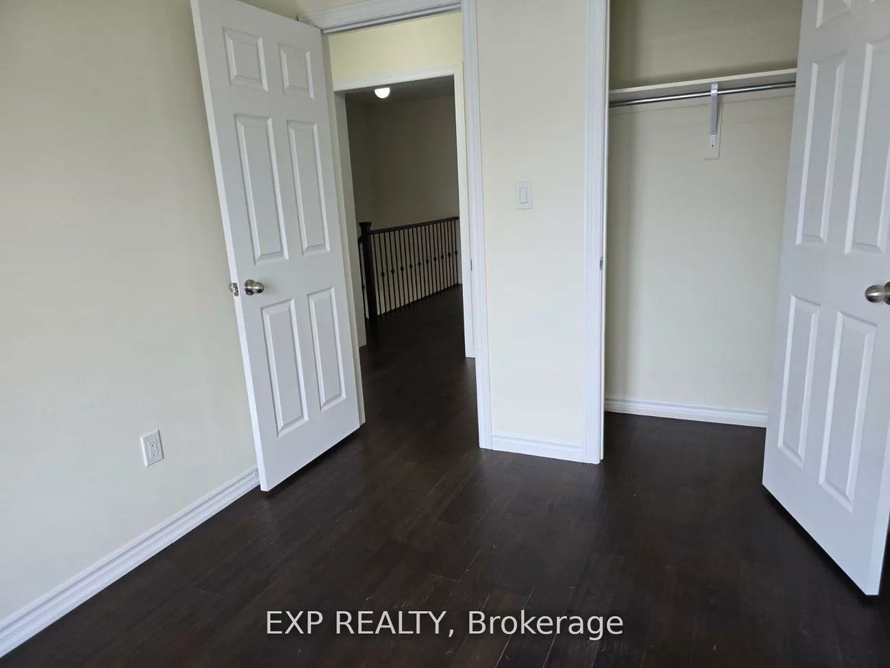 50, Farooq, Vellore Village, Vaughan