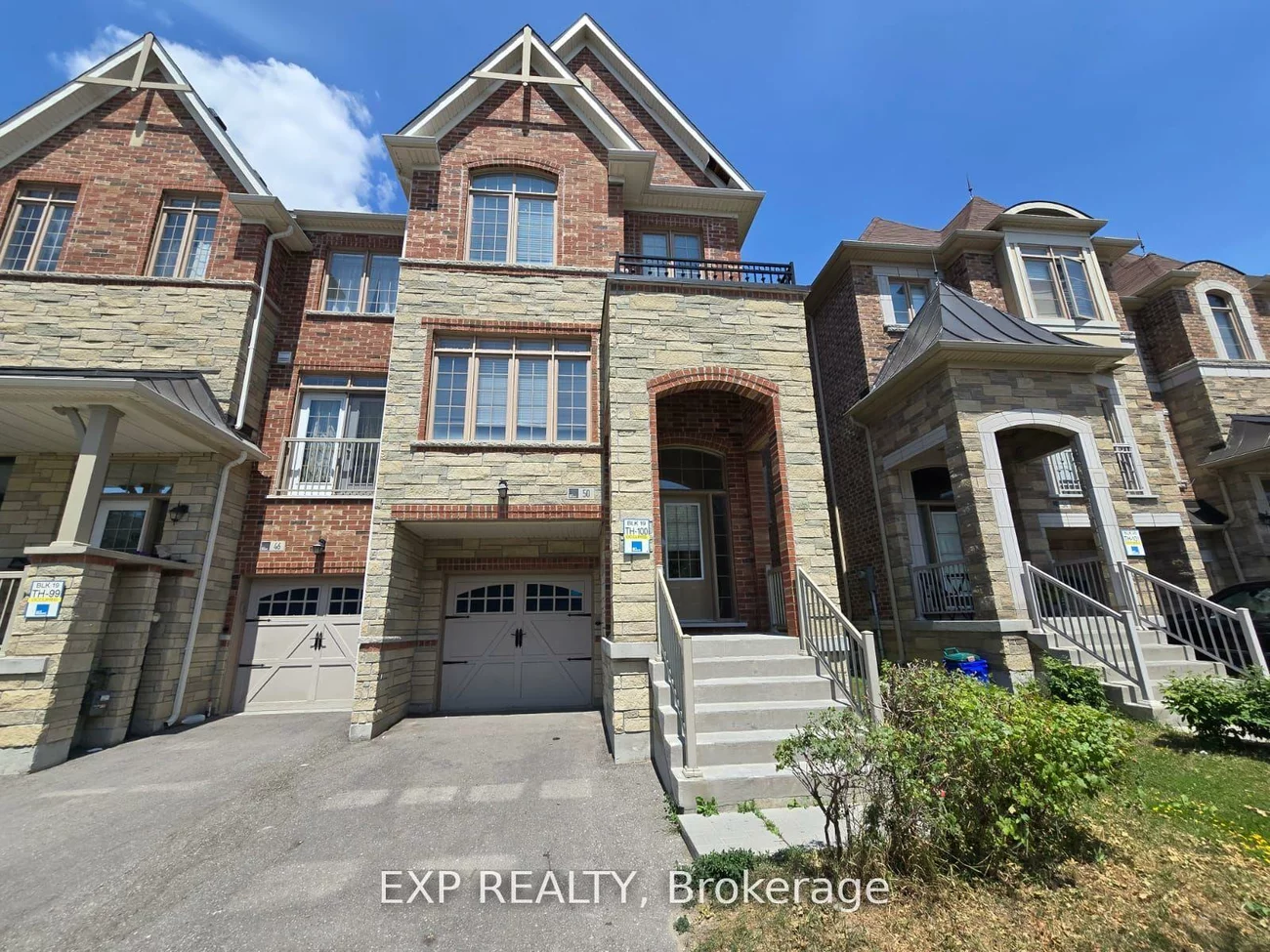 50, Farooq, Vellore Village, Vaughan