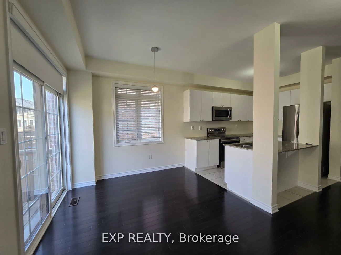 50, Farooq, Vellore Village, Vaughan