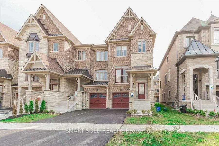43, Farooq, Vellore Village, Vaughan