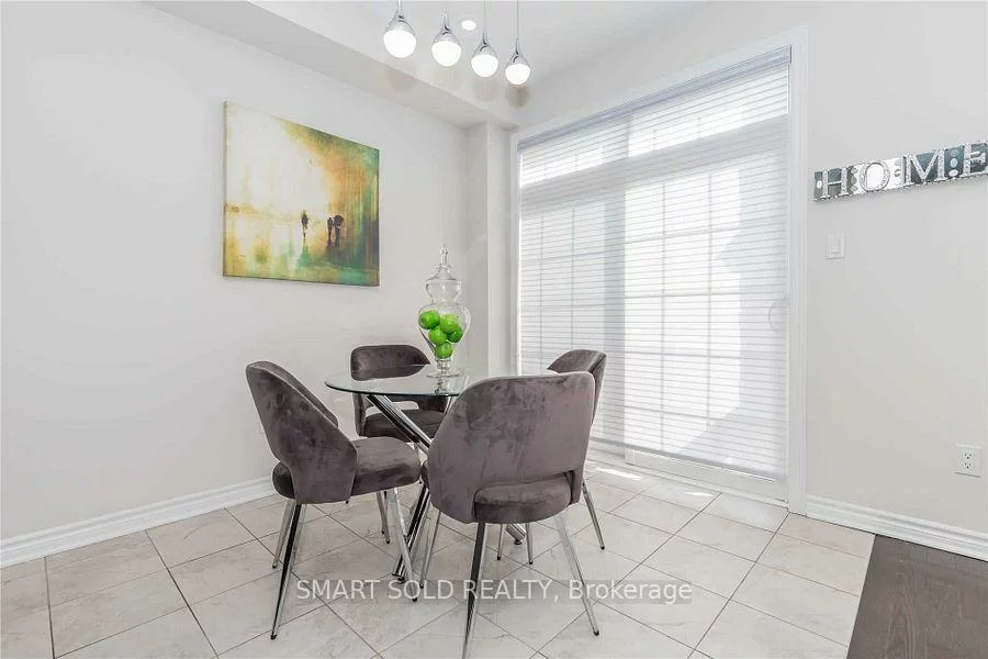 43, Farooq, Vellore Village, Vaughan