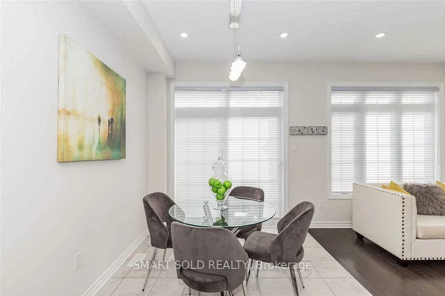 43, Farooq, Vellore Village, Vaughan