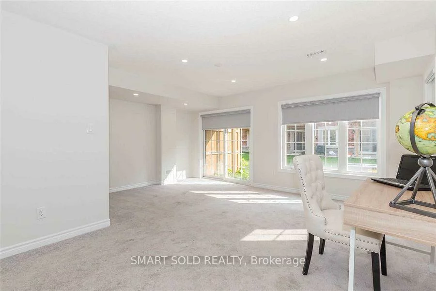 43, Farooq, Vellore Village, Vaughan