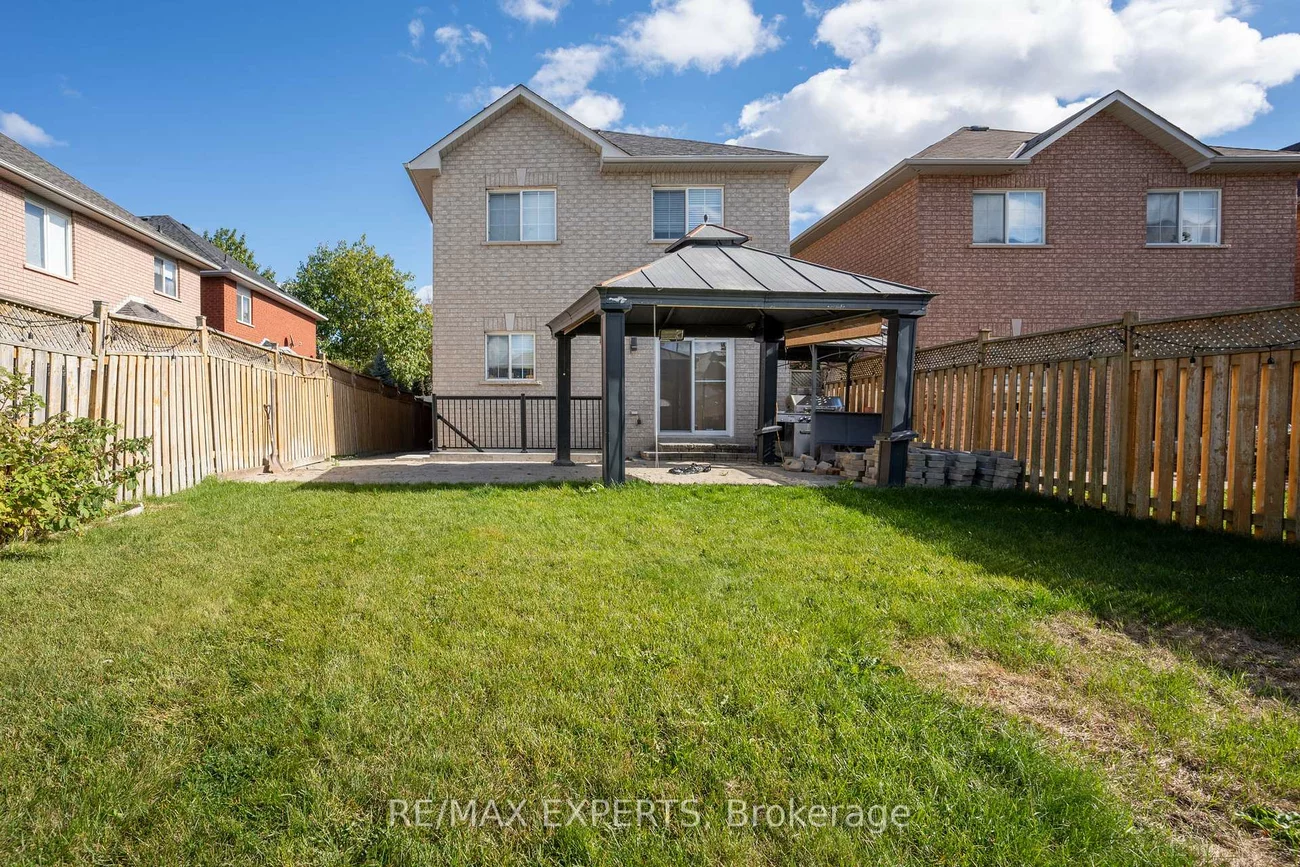 10, Blue Diamond Terr, Sonoma Heights, Vaughan