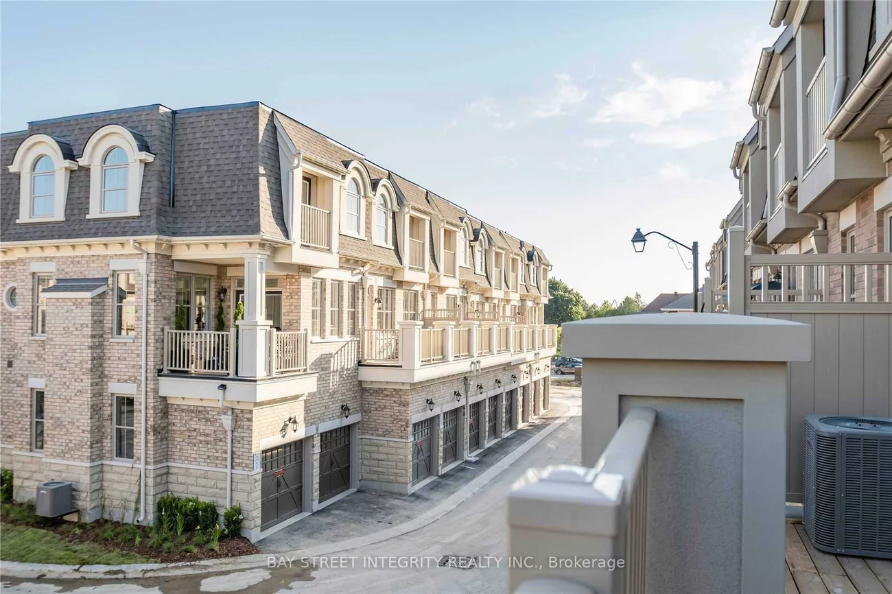 2267, Major Mackenzie, Maple, Vaughan