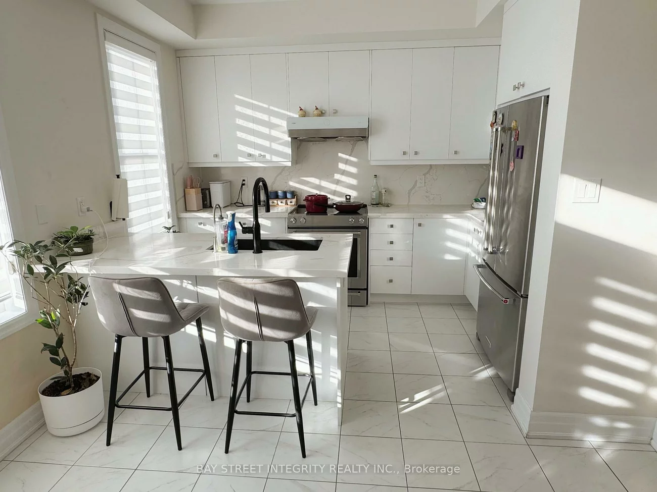 2267, Major Mackenzie, Maple, Vaughan