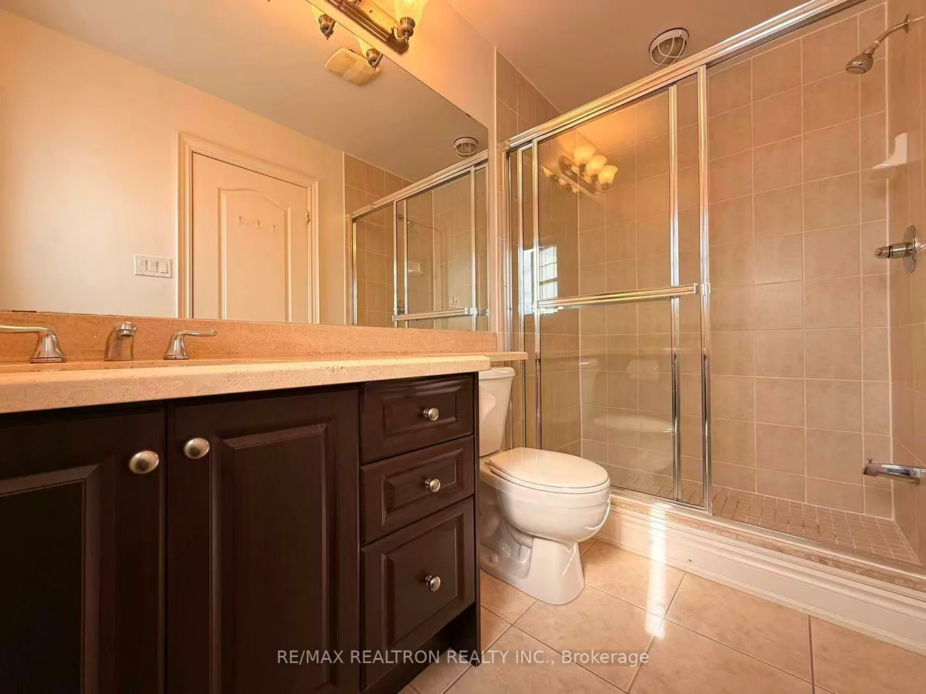 19, Golden Spruce, Maple, Vaughan