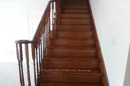 153, Hawkview, Vellore Village, Vaughan