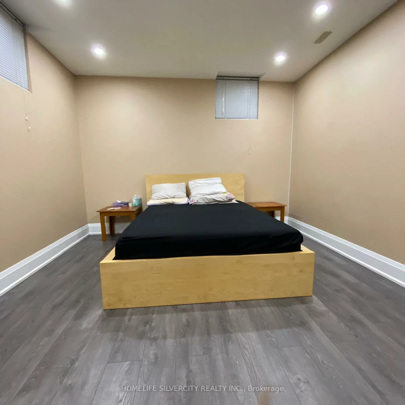 40, Featherwood, Patterson, Vaughan