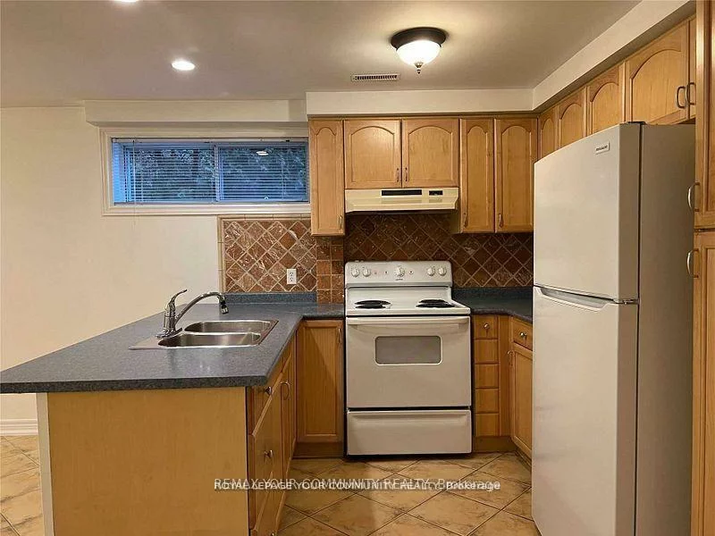 173, Jeanne, East Woodbridge, Vaughan