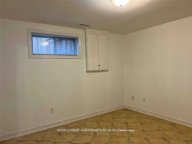 173, Jeanne, East Woodbridge, Vaughan