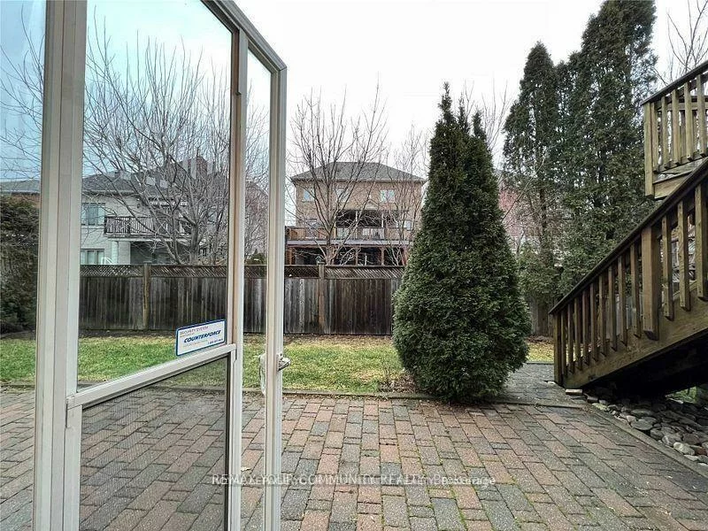 173, Jeanne, East Woodbridge, Vaughan