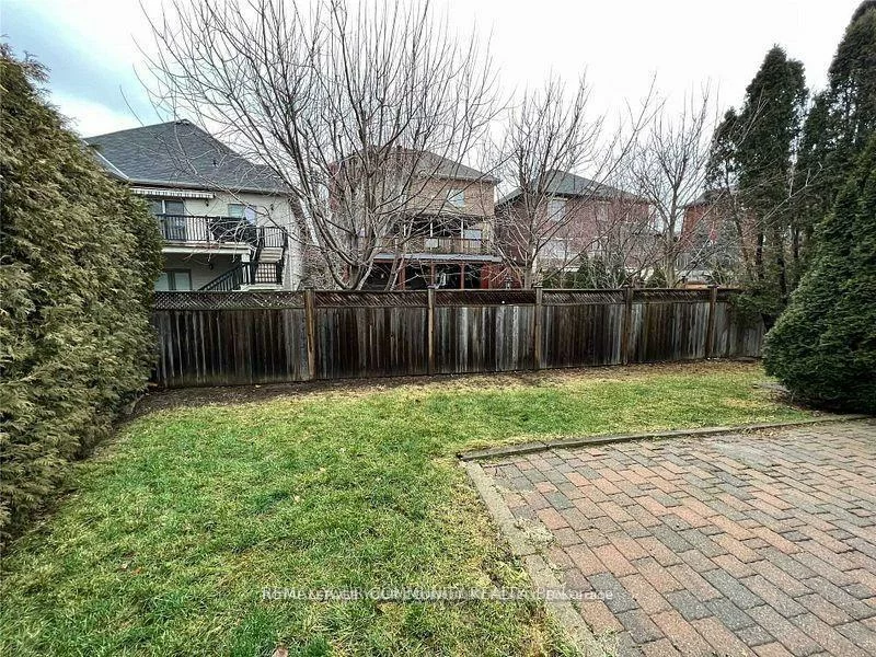 173, Jeanne, East Woodbridge, Vaughan