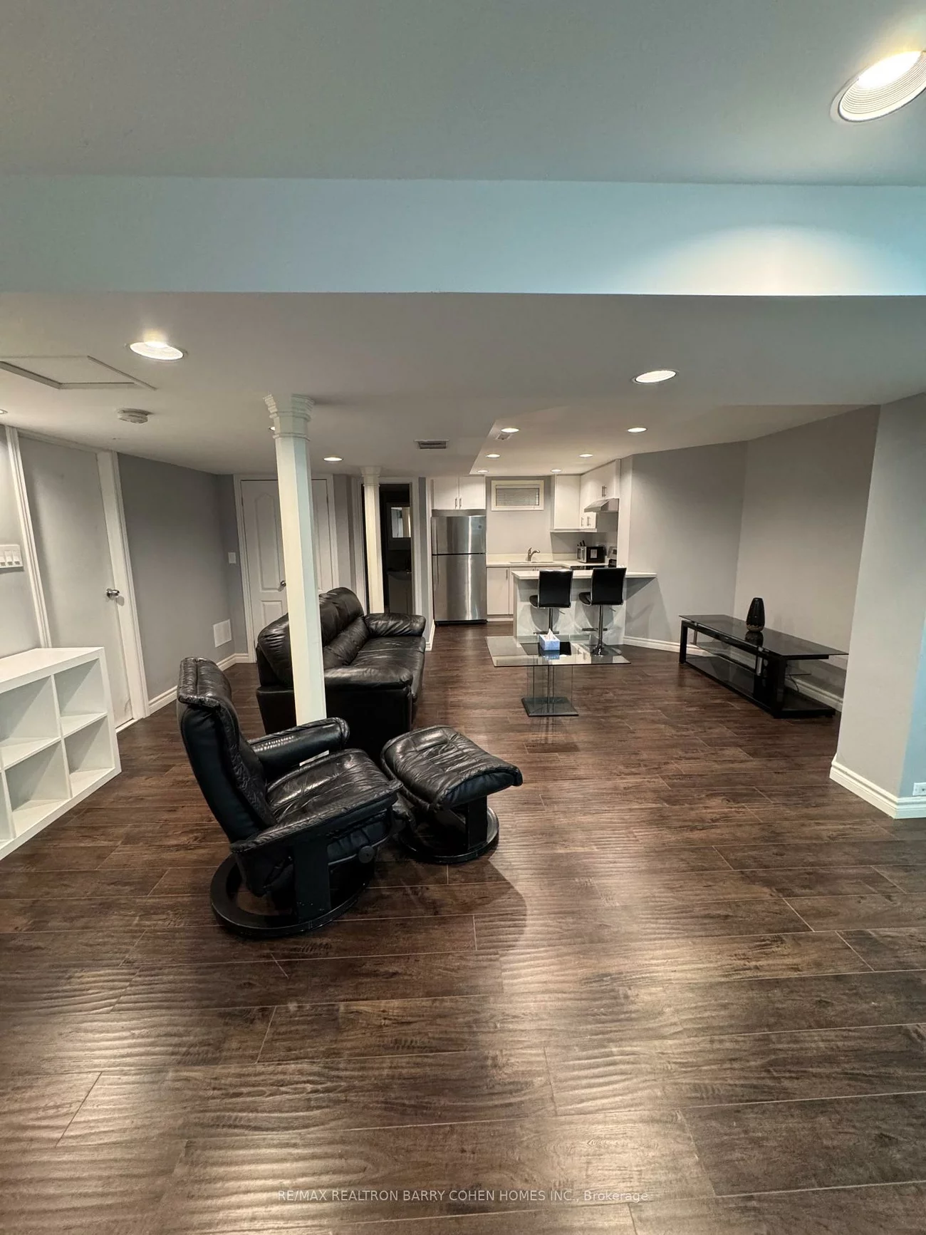 493, Worth, Beverley Glen, Vaughan