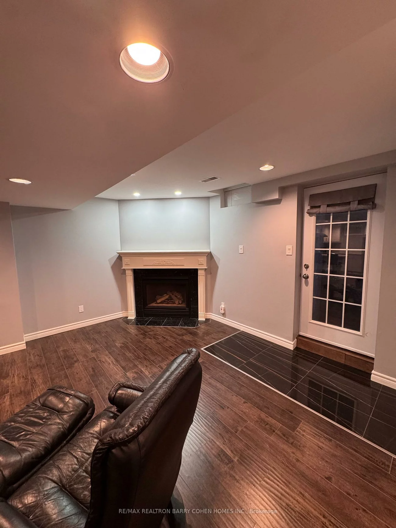 493, Worth, Beverley Glen, Vaughan