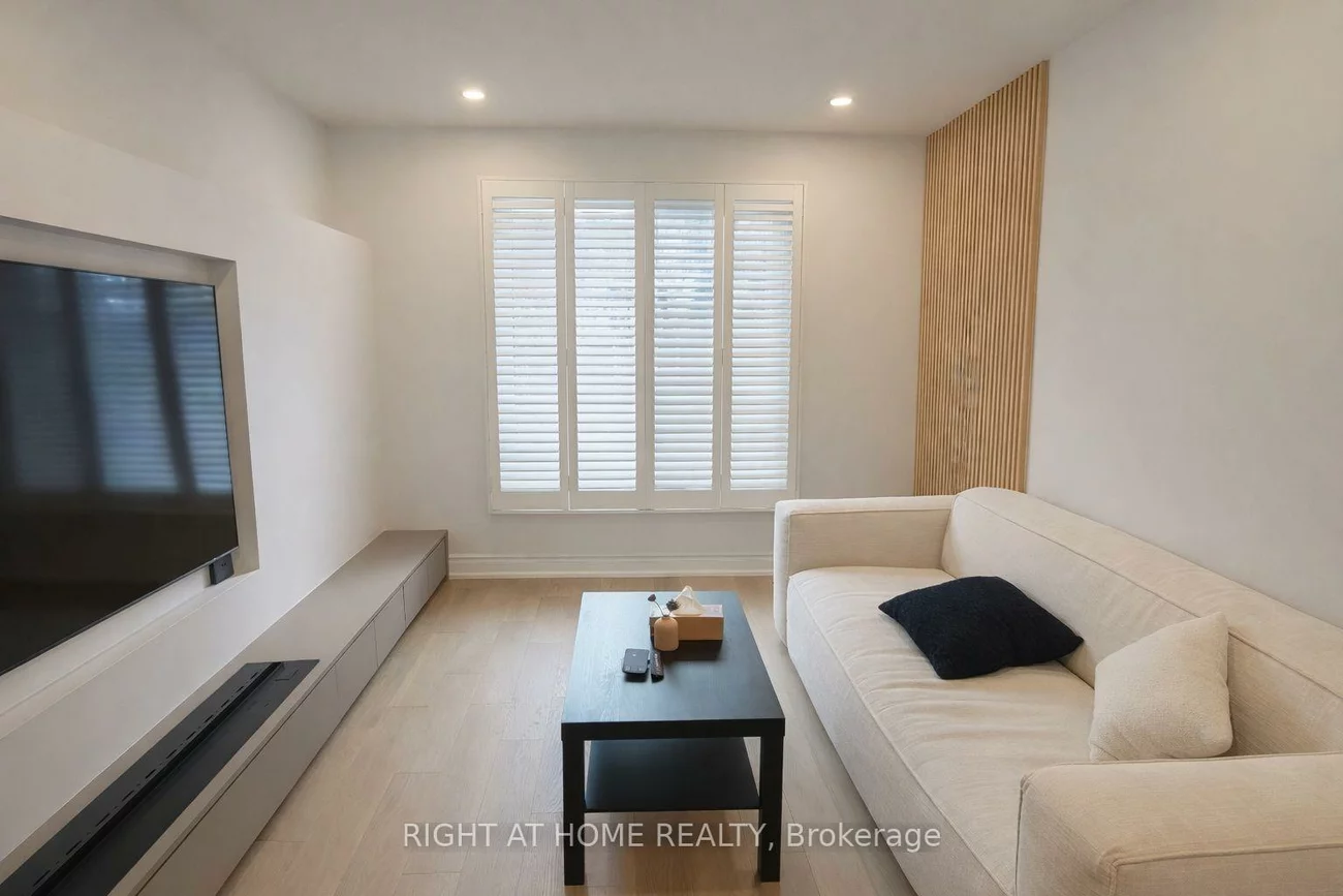 27, Patna, Maple, Vaughan