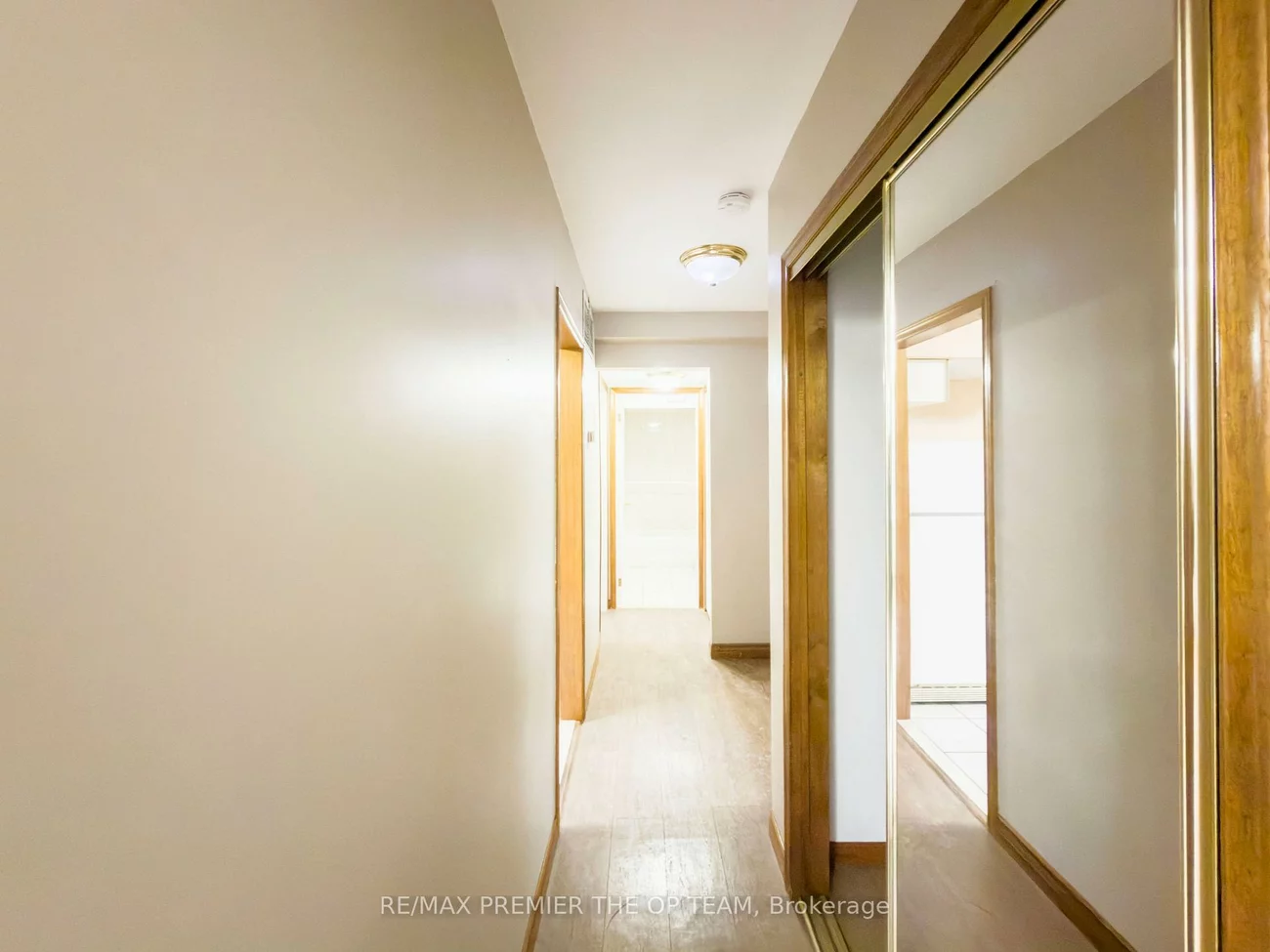 2311, Major Mackenzie, Maple, Vaughan