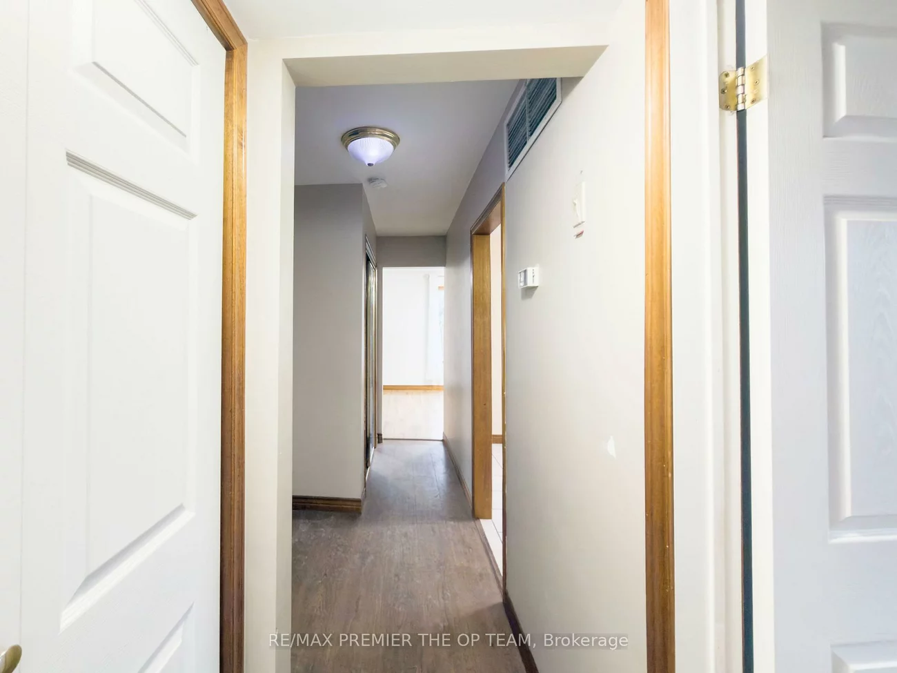 2311, Major Mackenzie, Maple, Vaughan