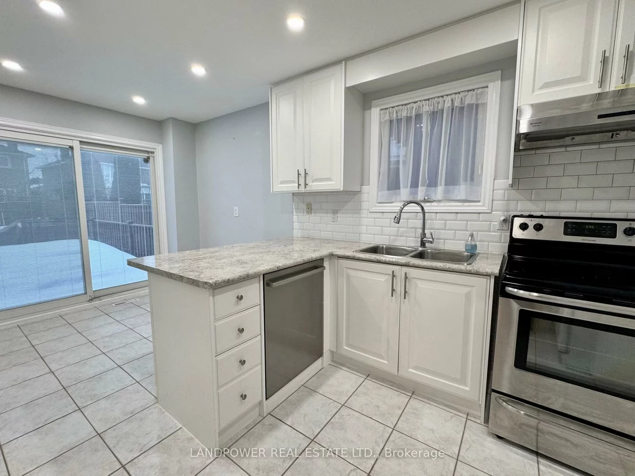 167, Silver Arrow, Maple, Vaughan