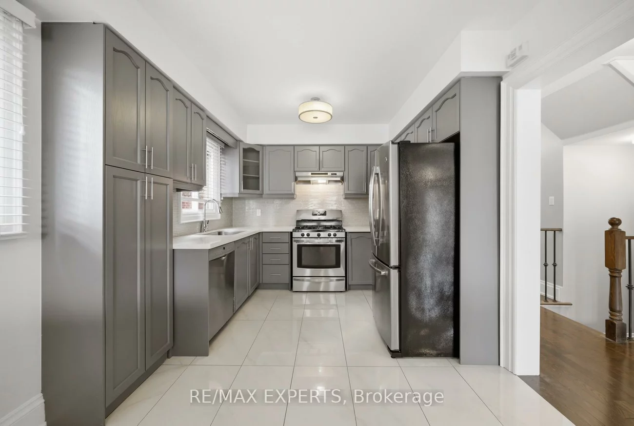 23, Stone Palace, Sonoma Heights, Vaughan