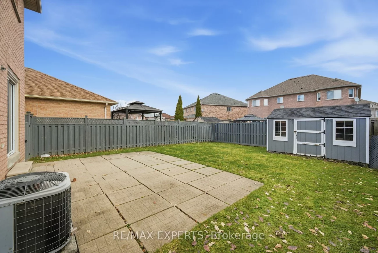 23, Stone Palace, Sonoma Heights, Vaughan