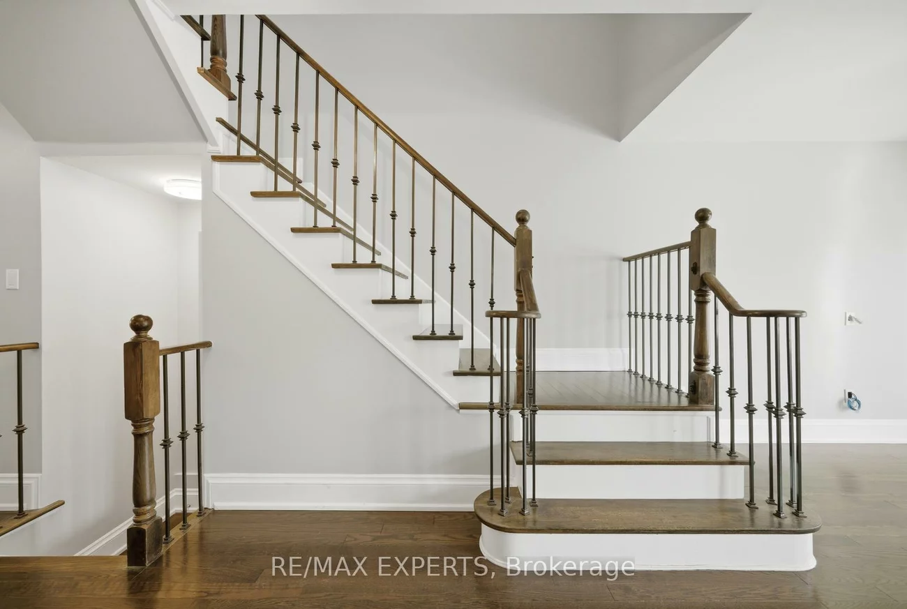 23, Stone Palace, Sonoma Heights, Vaughan