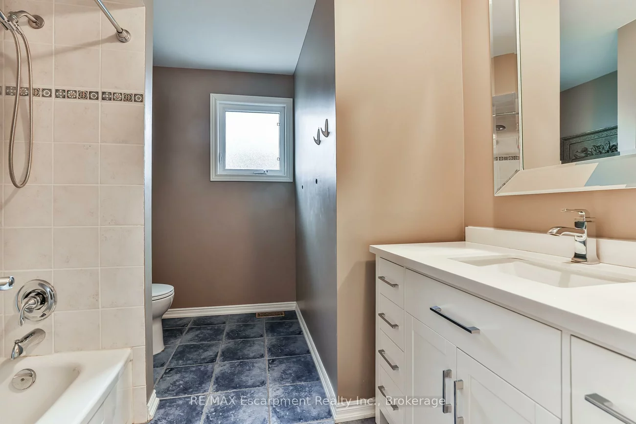 90, WATERFALL, East Woodbridge, Vaughan