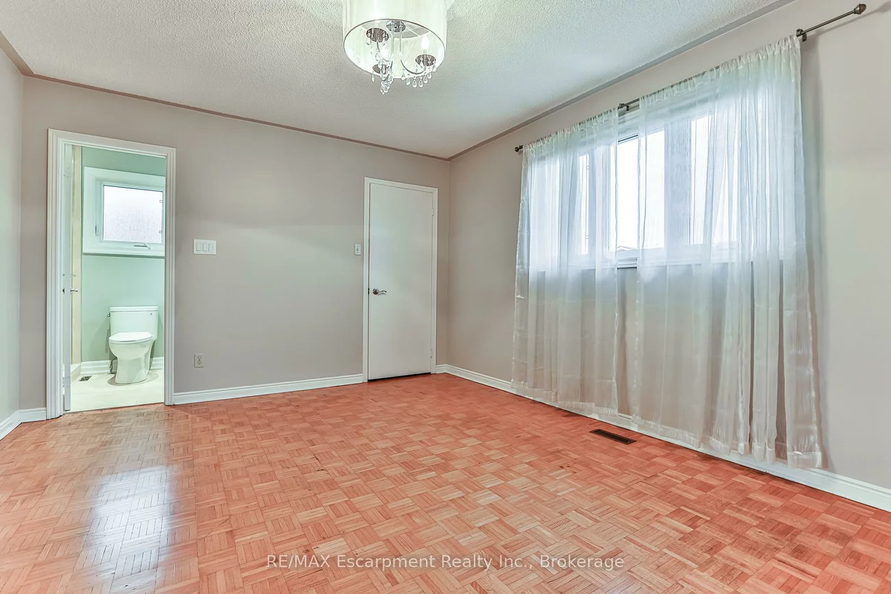 90, WATERFALL, East Woodbridge, Vaughan